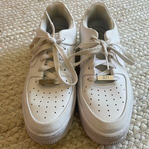 Nike Air Force 1 platform